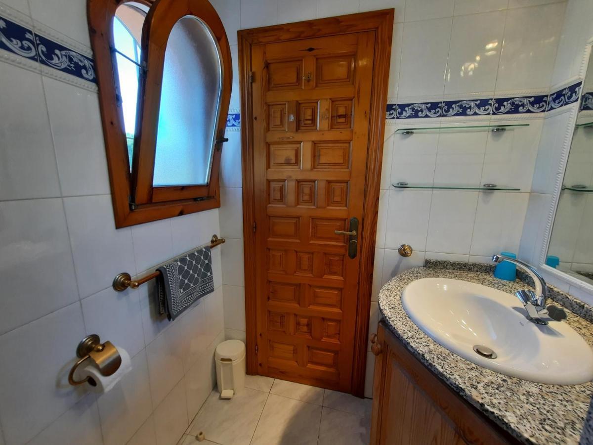Villa Prestige Бениса Экстерьер фото