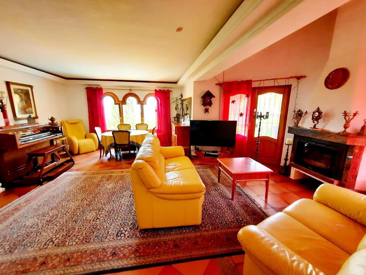 Villa Prestige Бениса Экстерьер фото