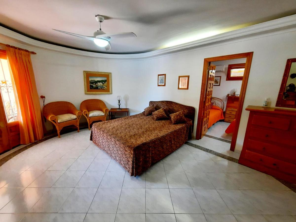 Villa Prestige Бениса Экстерьер фото