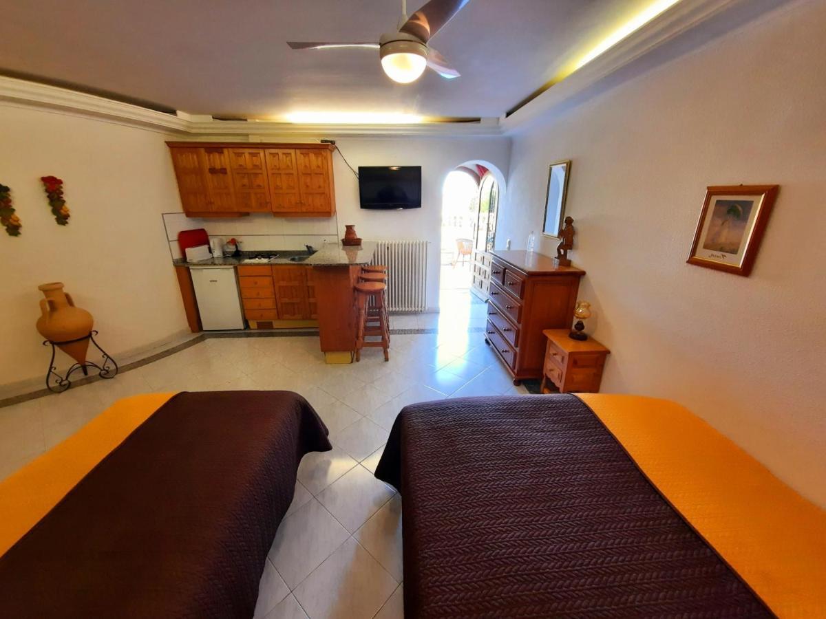 Villa Prestige Бениса Экстерьер фото